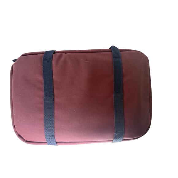 PYREX Portables 3 Qt Casserole Dish Insulated Carrying Bag Red - Picture 6 of 6